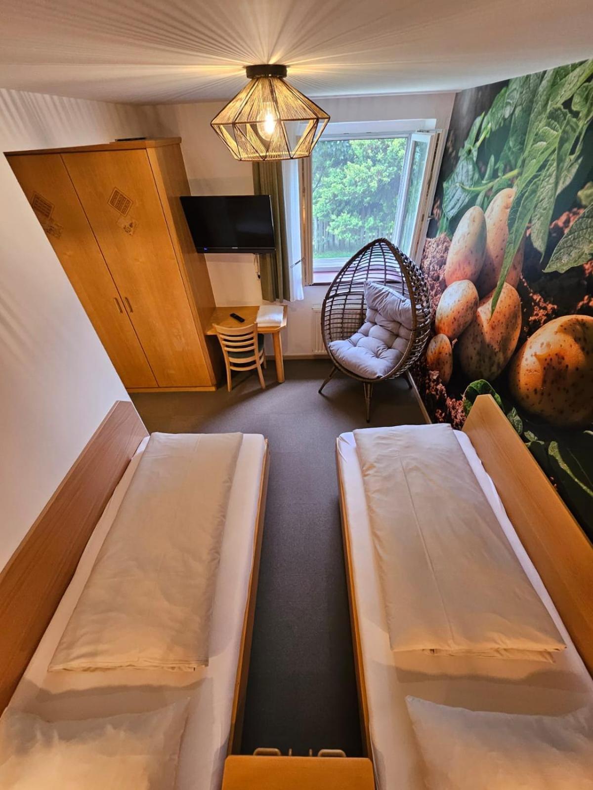 Genussgasthof Willenshofer Sankt Kathrein am Hauenstein Phòng bức ảnh